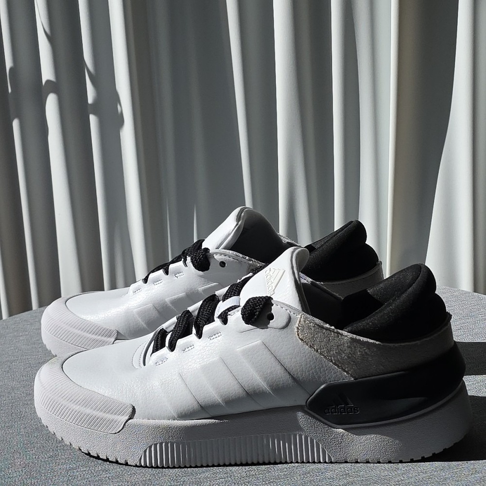 Size 11 - adidas Court Funk White Black W